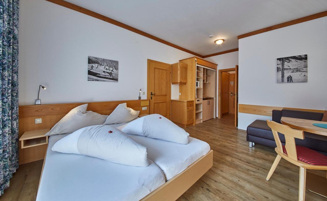 Apart-Hotel Forellenhof Saalbach-Hinterglemm Oda fotoğraf