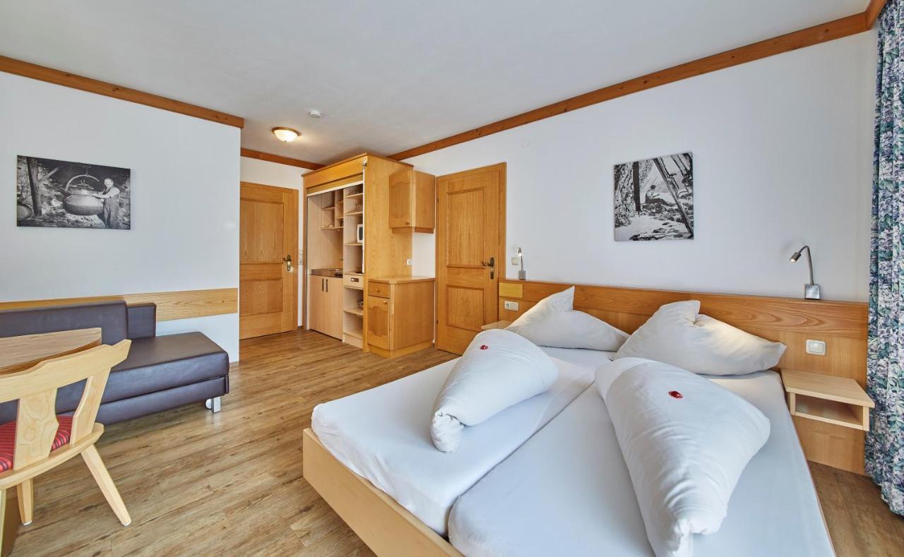 Apart-Hotel Forellenhof Saalbach-Hinterglemm Dış mekan fotoğraf