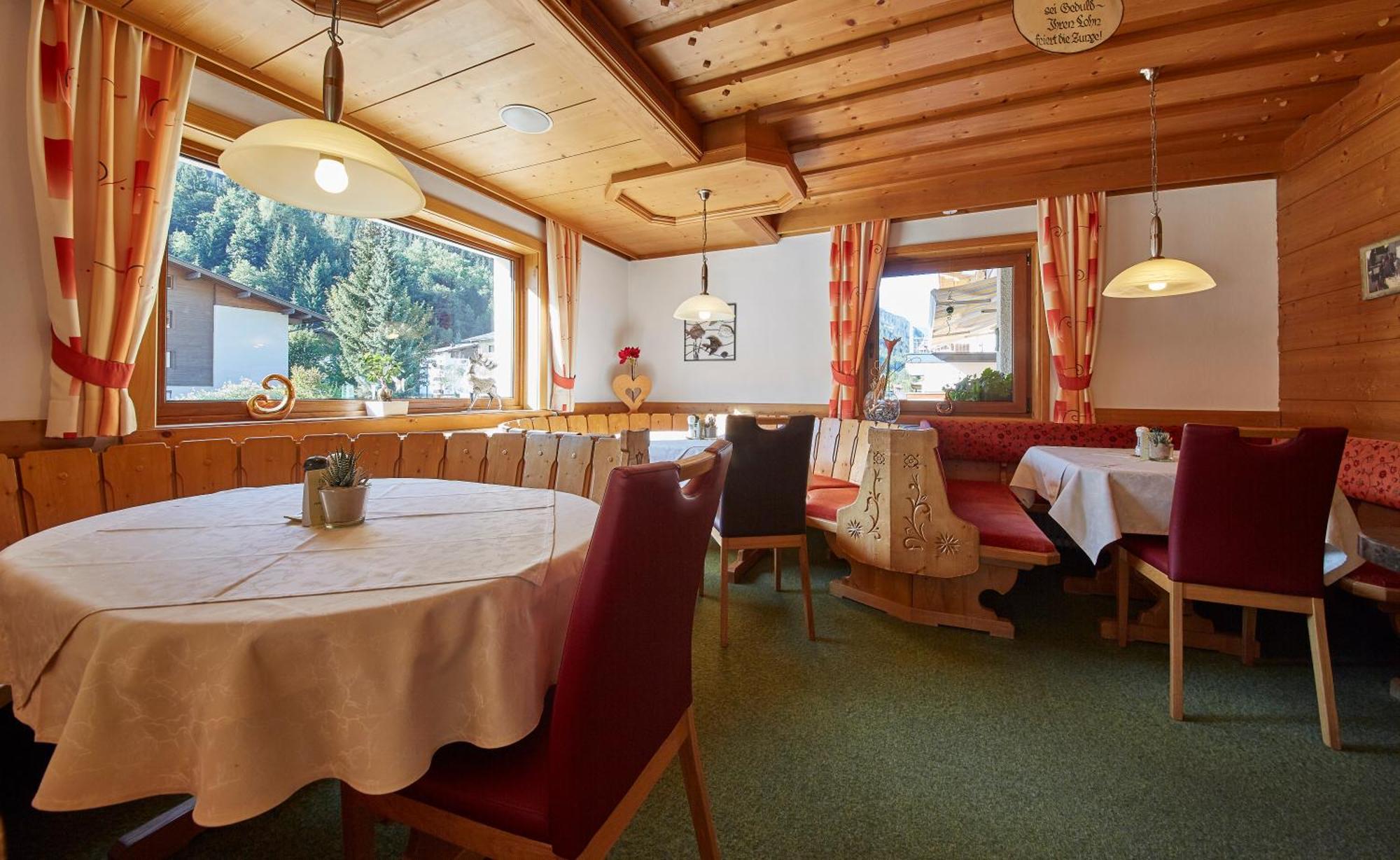 Apart-Hotel Forellenhof Saalbach-Hinterglemm Dış mekan fotoğraf